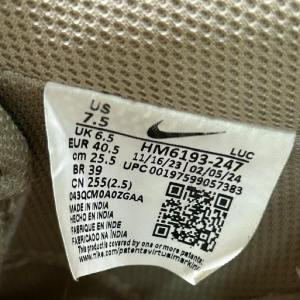 Nike Tan and White Sneakers Men’s size 7.5 (women size 9) - Picture 13 of 15